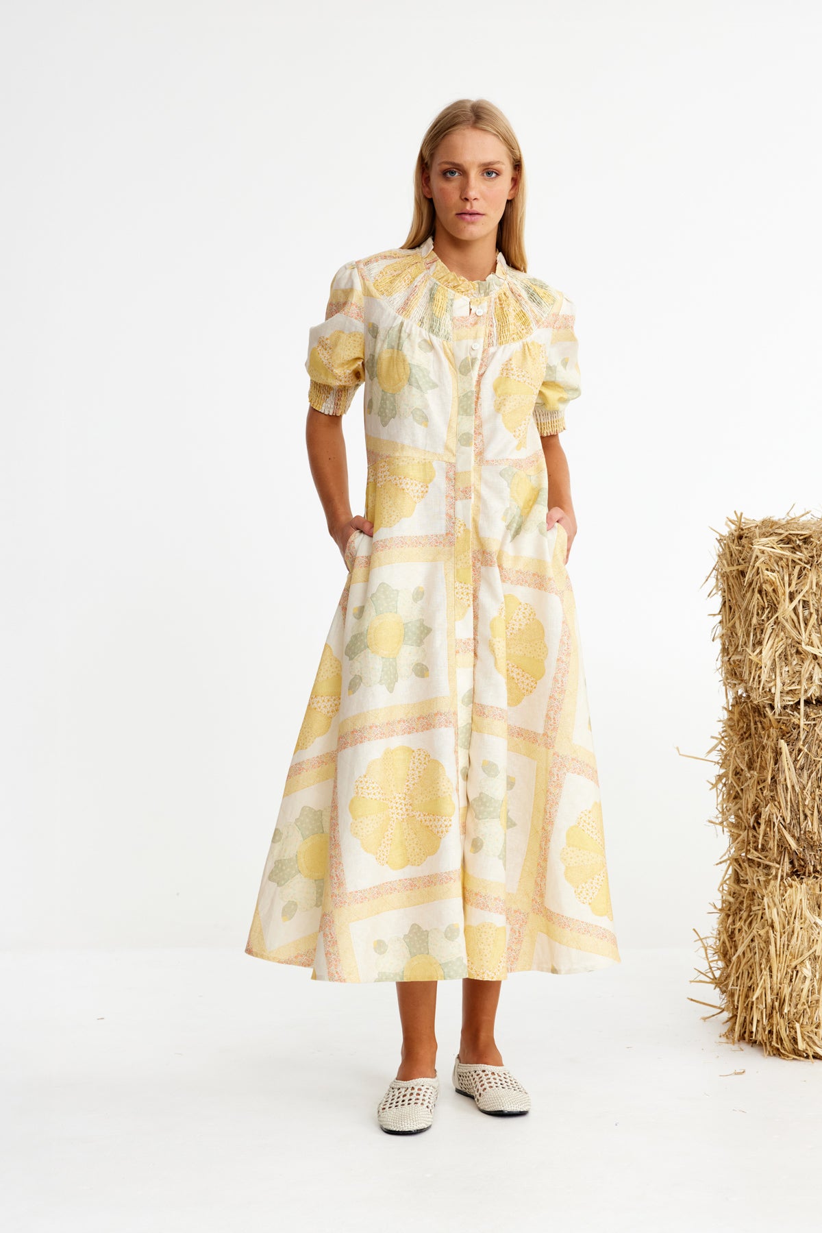 Oaten Chaff Dress