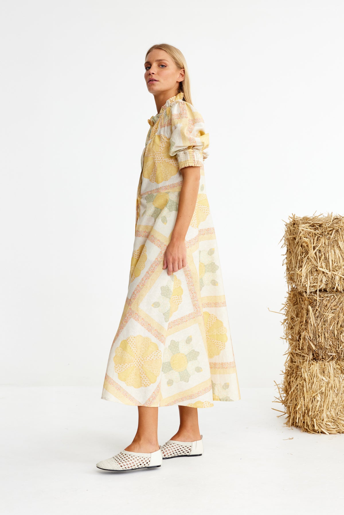 Oaten Chaff Dress