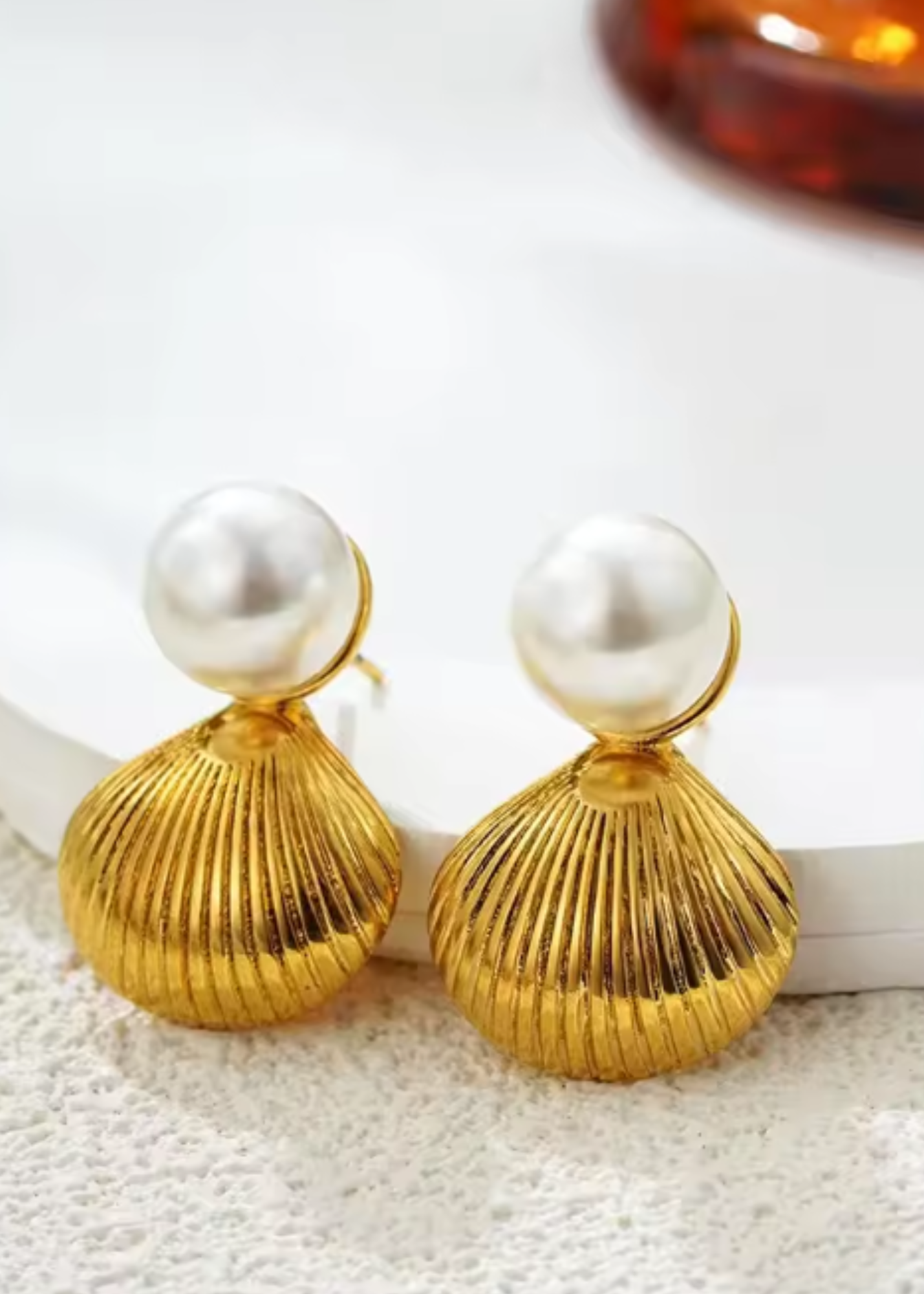 The Pearl Shell Drop Earring