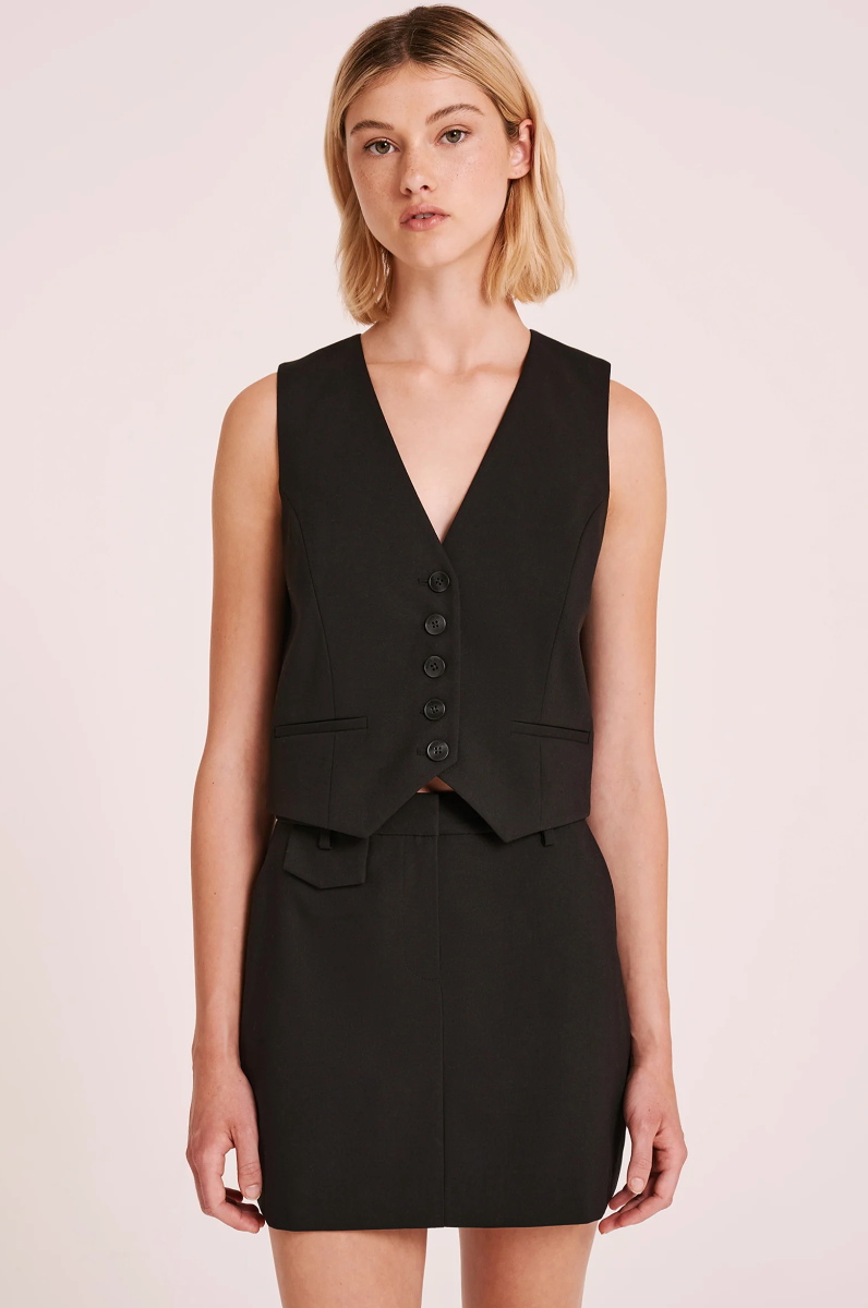 Nude Lucy Rana Vest Momera Goondiwindi