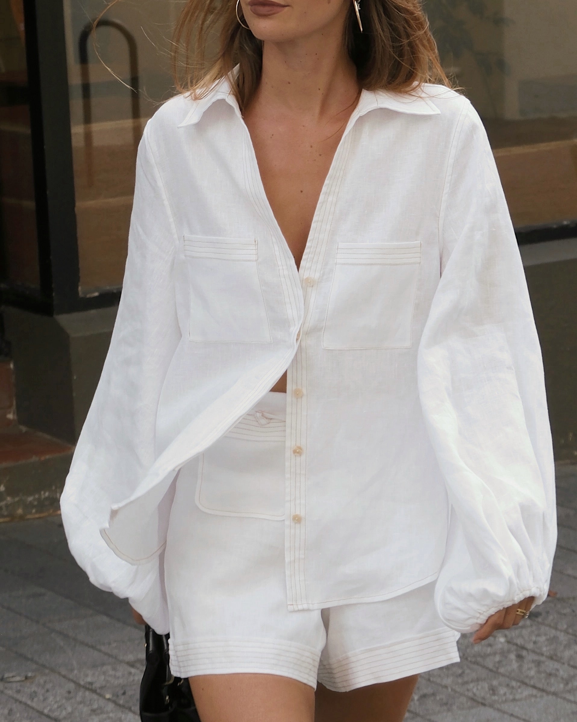 The Ludo Shorts in White