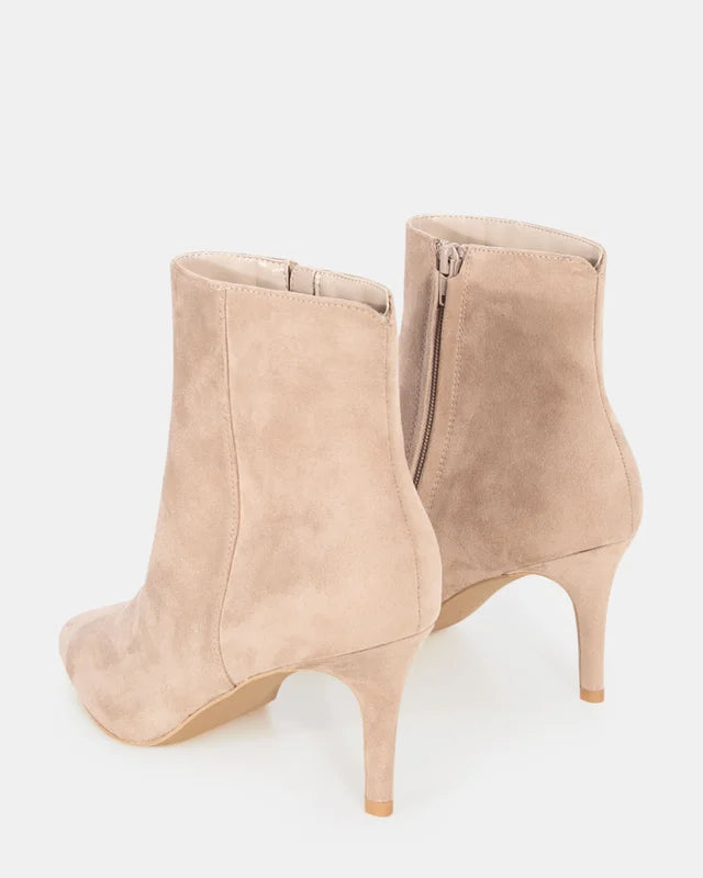 Felicia Boots