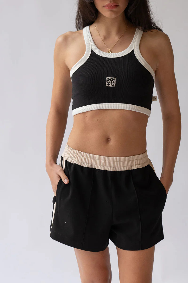 Ace Short in Noir