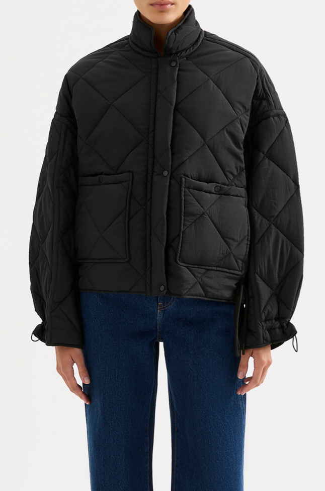 Sloane Puffer Jacket in Black