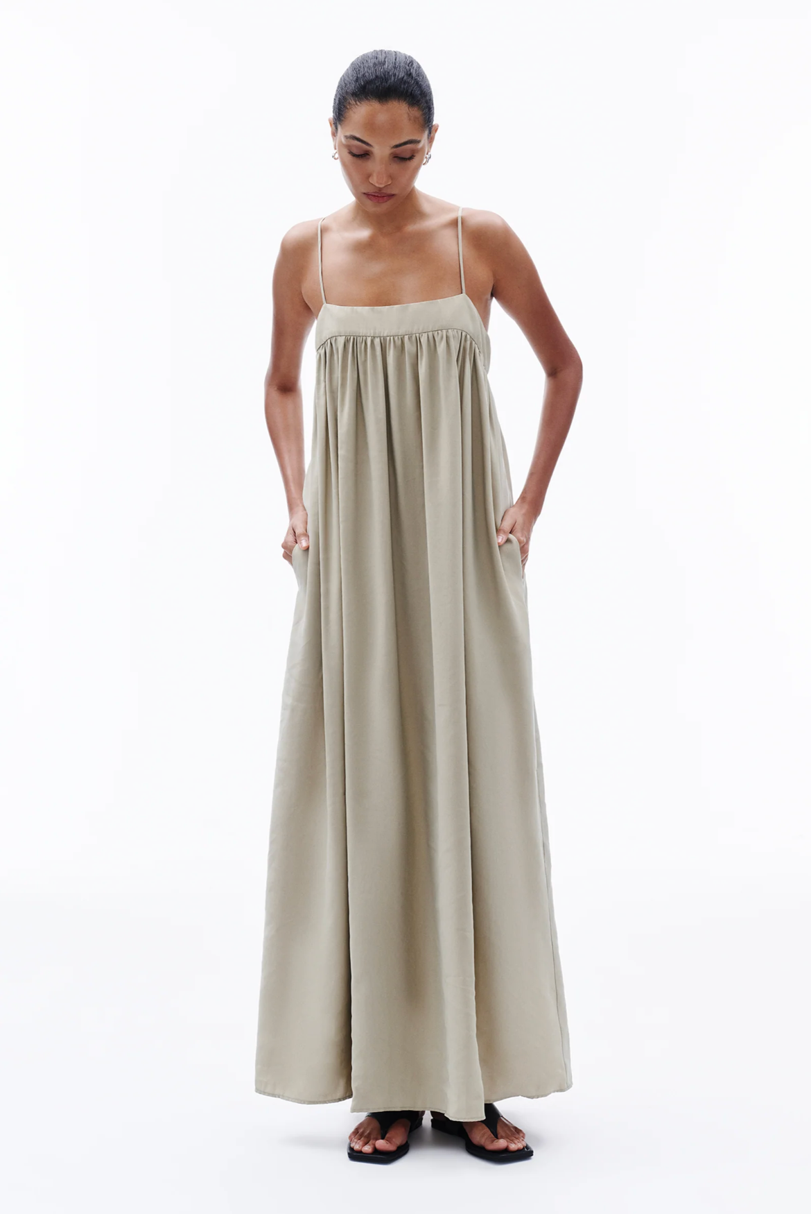 Sienna Maxi Dress in Artichoke
